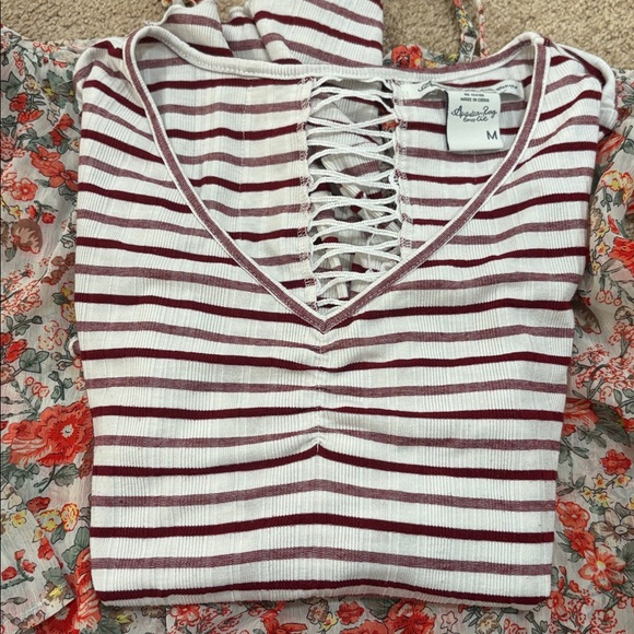 Women’s floral stripe blouse shirt bundle - Picture 5 of 10